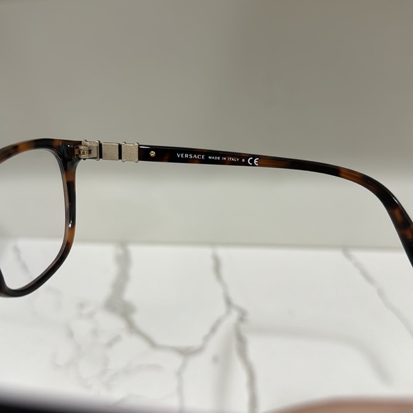 Versace tortoise frames - Picture 7 of 7